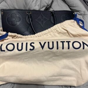 Louis Vuitton OnTheGo Wild at Heart GM